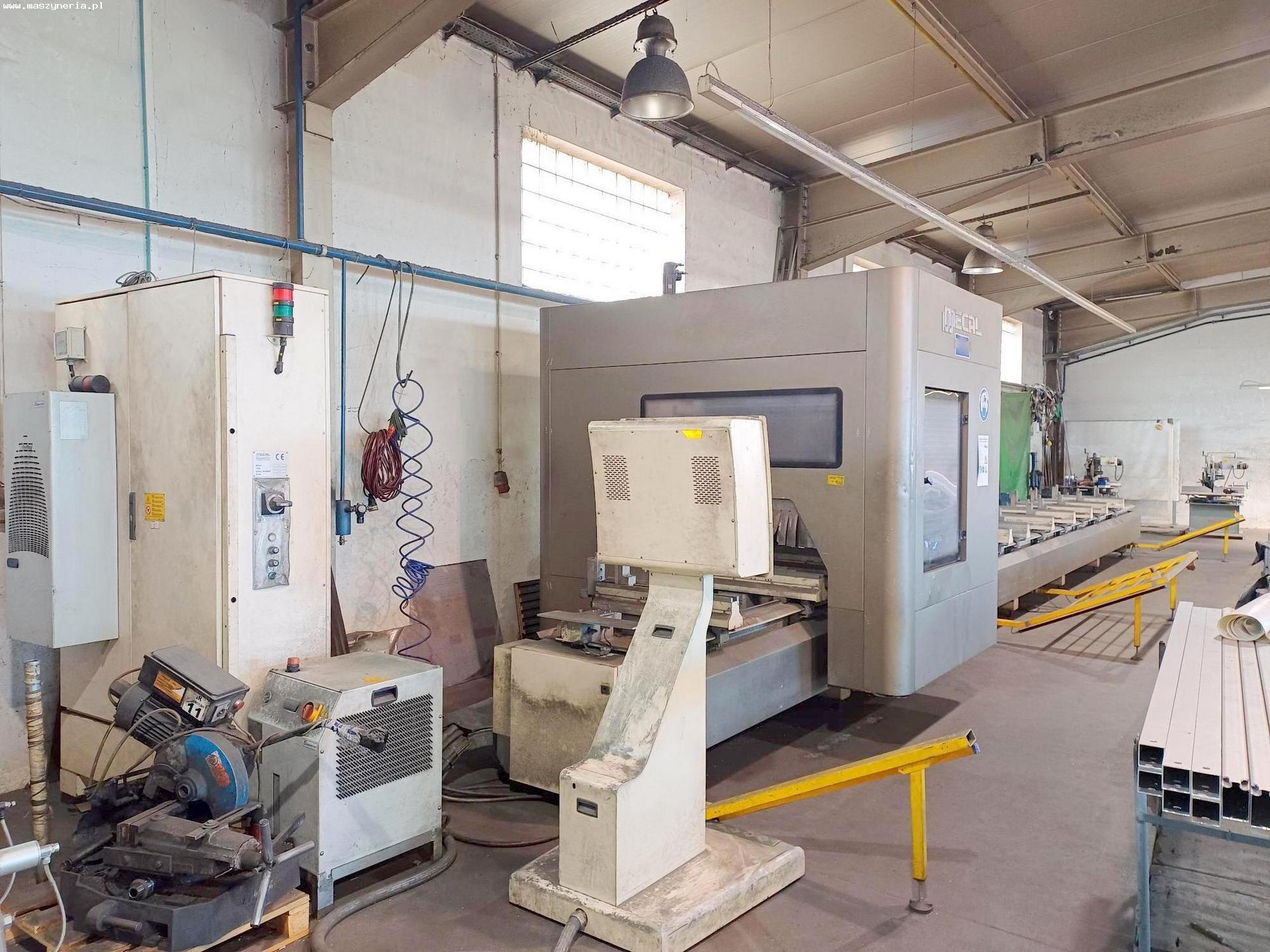 Centro di lavoro per profili in alluminio MECAL in vendita - foto 3